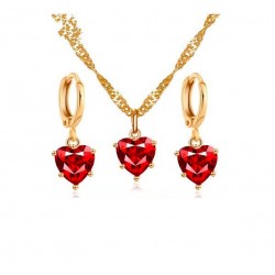 Goldene Halskette & Ohrringe mit rotem Herzen