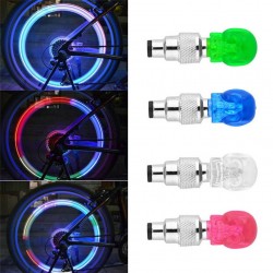 2 Stück - Auto / Motorrad / Fahrrad Reifen Ventilkappen - Neon LED Glühbirne - Totenkopf