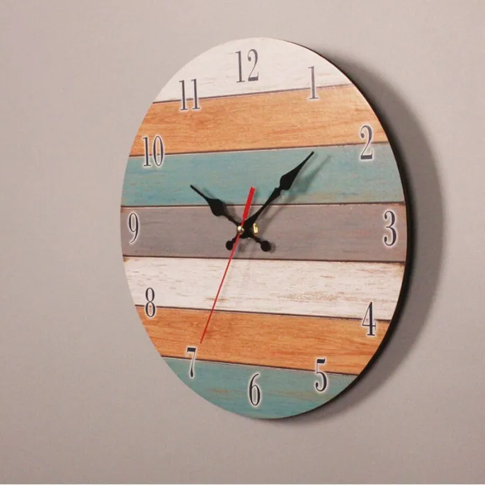 Retro Wanduhr - Vintage - Kunsthandwerk aus Holz