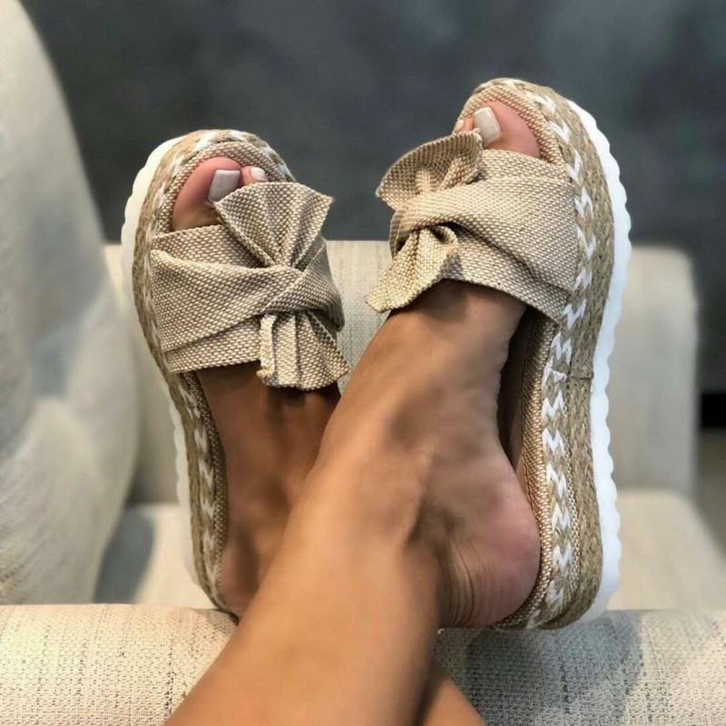 Summer sandals - flip flops with bowknotSandals