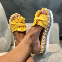 Summer sandals - flip flops with bowknotSandals