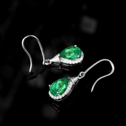 Elegant long earrings with green crystal - 925 sterling silverEarrings