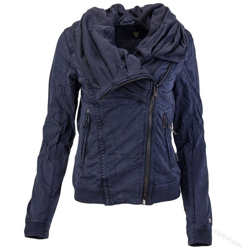 Retro Gothic Stil - kurze warme Jacke - mit Reißverschluss