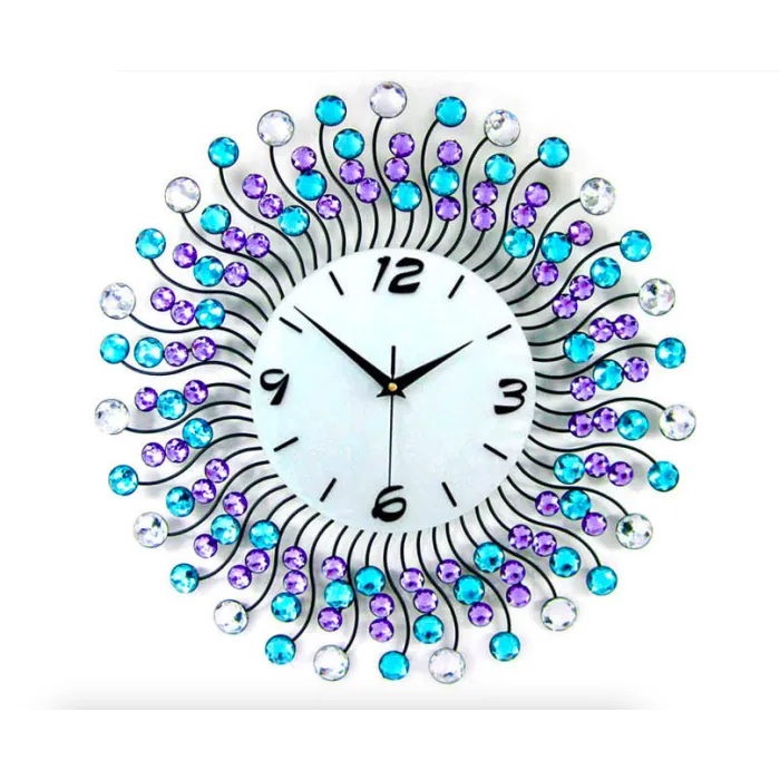 Moderne Eisenwanduhr - mit Kristalldekoration - 36cm / 50cm