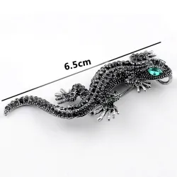 Vintage brooch with crystal lizardBrooches