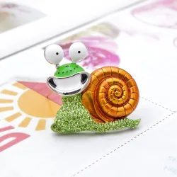 Smiling crystal snail - broochBrooches