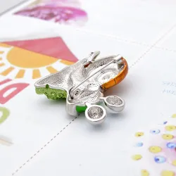 Smiling crystal snail - broochBrooches