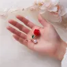 Rote Rose mit Perle / Kristallblatt - Brosche