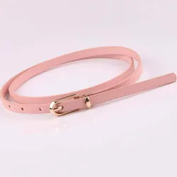 Eleganter dünner Ledergürtel - verstellbar