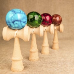 Kendama-Spielzeug aus Holz - bunter Jonglierball - Stressabbau / Lernspielzeug - für Erwachsene / Kinder - 18 cm