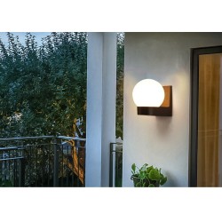 Moderne kugelförmige Lampe - Außenwandleuchte