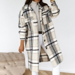 Fashionable plaid coat - with buttons / turn down collarJackets