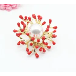 Red coral with pearl - gold broochBrooches