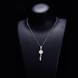 Halskette mit Schlüsselanhänger - Kreuz / Unendlichkeitsmuster