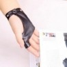 Fingerloser Lederhandschuh - mit Nieten / Ketten - Punk-Stil - Unisex