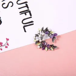 Purple tree leaf with pearls - pin broochBrooches