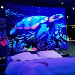 Fluoreszierender Wandteppich - leuchtende Schildkröte - Unterwasserwelt bedruckt