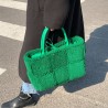 Trendige Plüschhandtasche - großes Fassungsvermögen