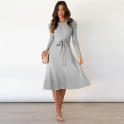Elegantes Strickkleid - Langarm - Taillengürtel