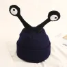 Warme Strickmütze - lustige lange Augen