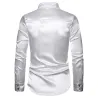 Glänzendes Metallic-Langarmshirt - mit dekorativen Pailletten