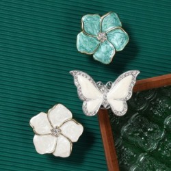 Dekorative Möbelgriffe – Knöpfe – Schmetterlinge – Blumen