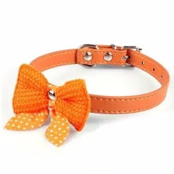 Lederhalsband mit gestrickter Schleife - für Hunde / Katzen