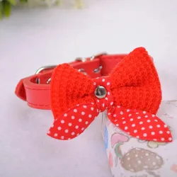Lederhalsband mit gestrickter Schleife - für Hunde / Katzen