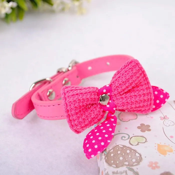 Lederhalsband mit gestrickter Schleife - für Hunde / Katzen