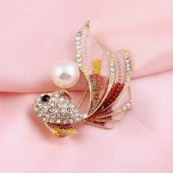 Crystal goldfish with a pearl - elegant broochBrooches