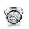 Eleganter Silberring - ausgehöhlte Blume - weiße / schwarze Kristalle