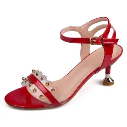 Klassische Nieten Sandalen