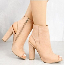 Stylish suede sandals - boots with open toe & heelBoots