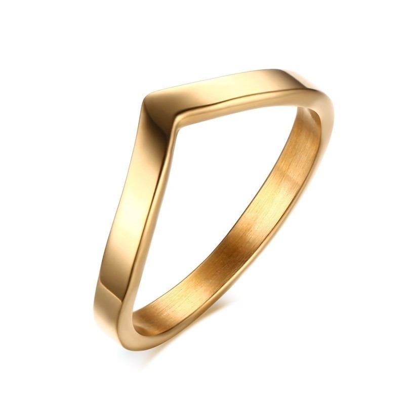Elegant V shape gold ringRings