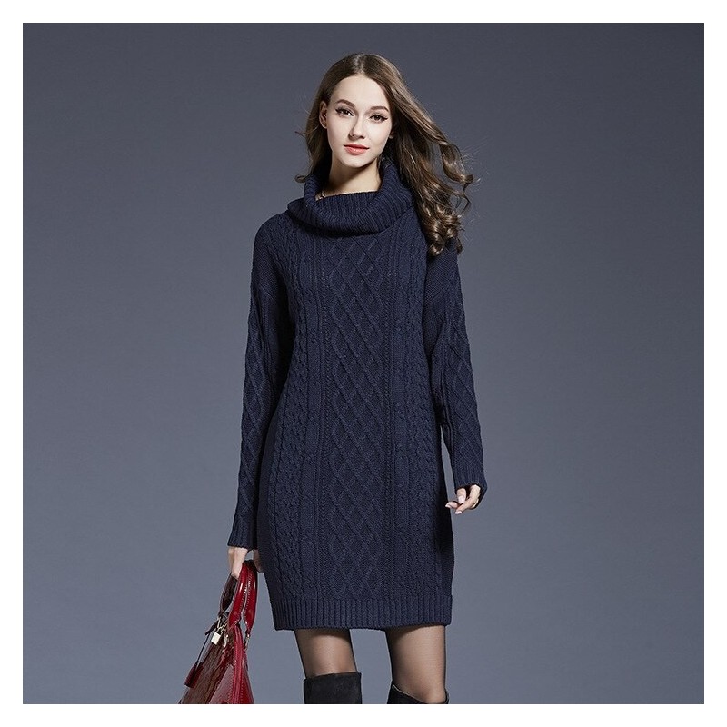 Lange Strickpullover mit Schildkrötenhals - Winterkleid Lange Strickpullover mit Schildkrötenhals - Winterkleid