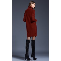 Lange Strickpullover mit Schildkrötenhals - Winterkleid