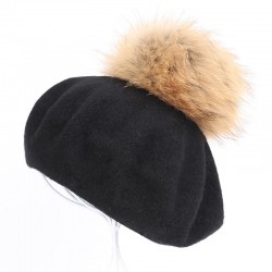 Elegantes Beret mit Pelz Pom-Pom