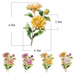 Crystal daisy - an elegant brooch